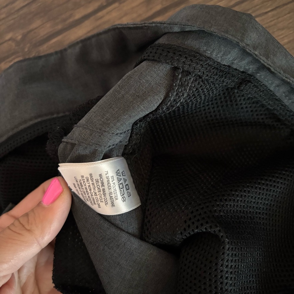Shorts size waist 36 - Picture 4 of 4
